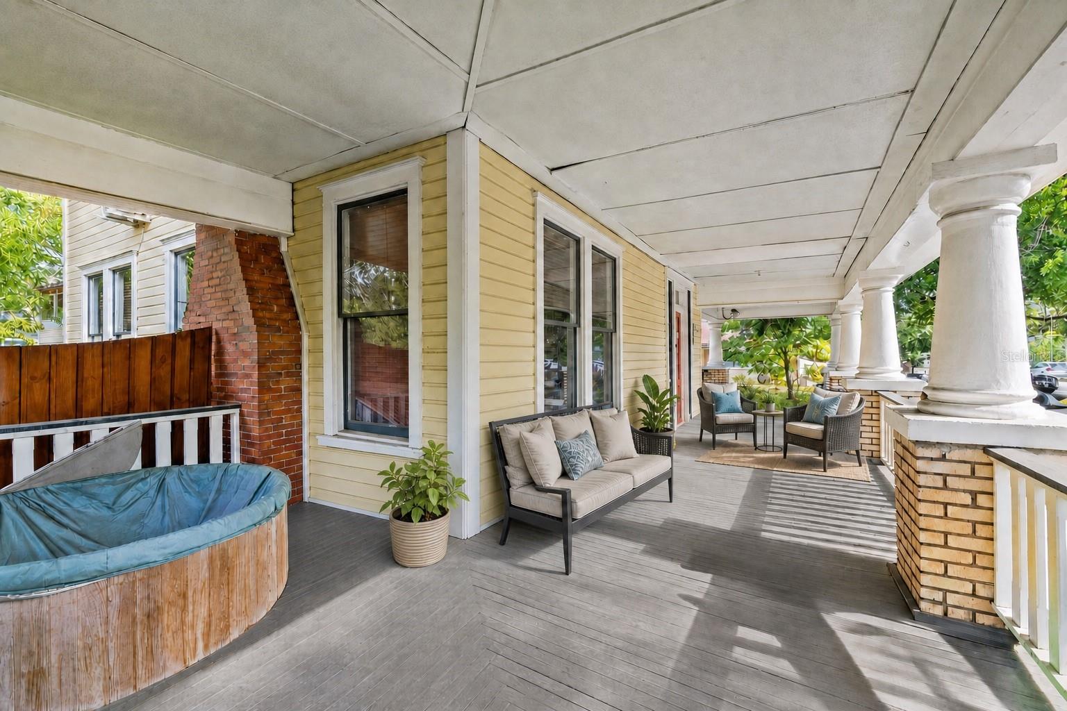 5202 N SEMINOLE AVE, TAMPA, FL, 33603