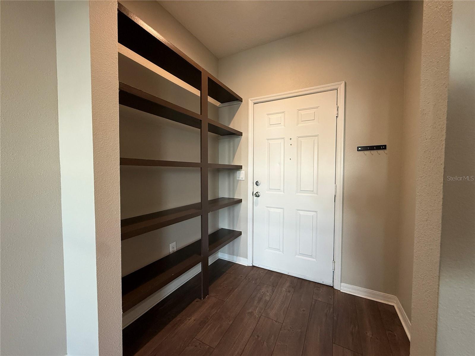 1810 E PALM AVE #1301, TAMPA, FL, 33605