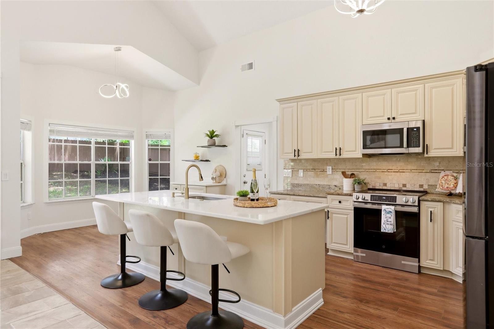 1600 SWEETWATER WEST CIR, APOPKA, FL, 32712