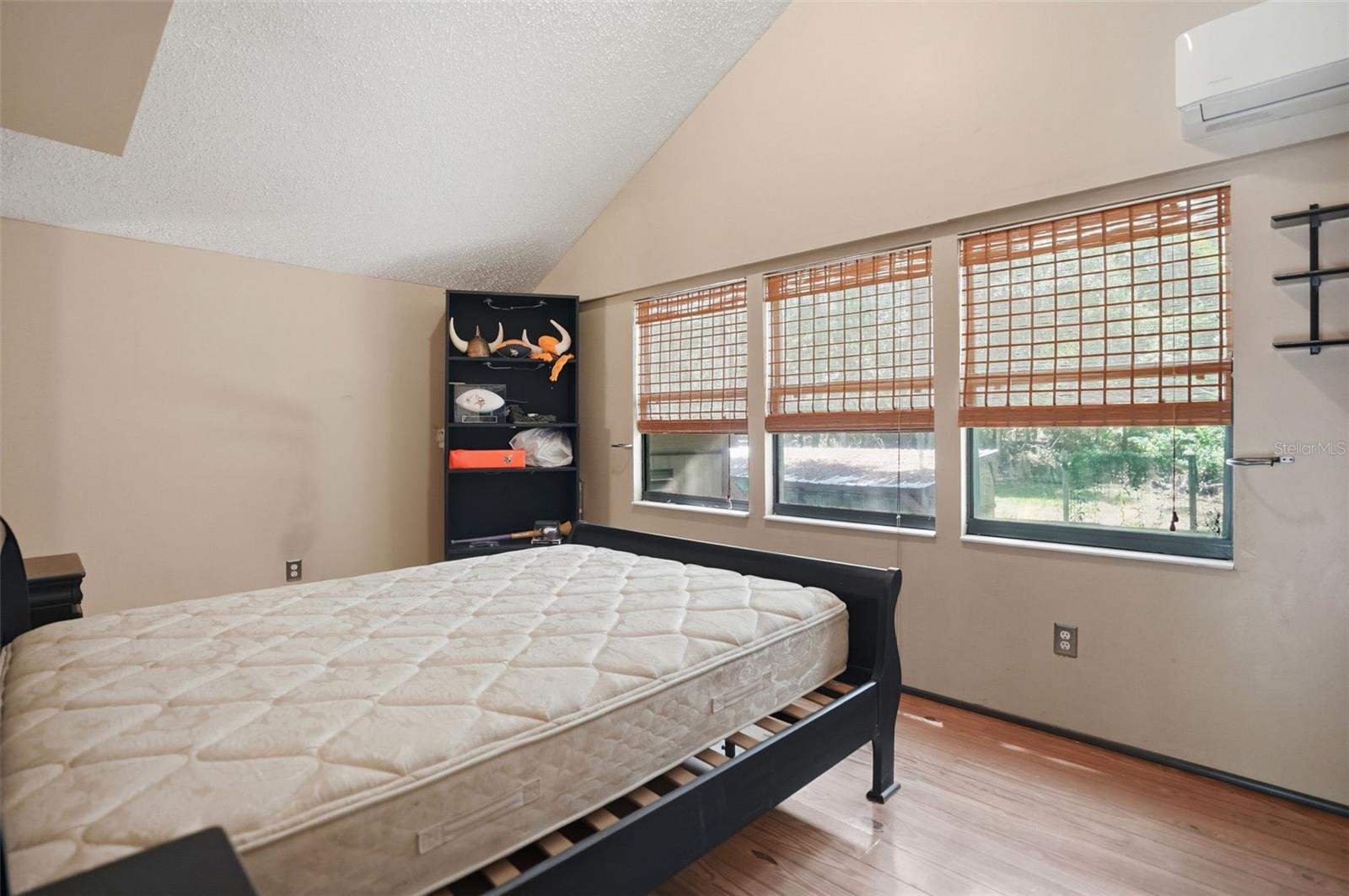 24050 WINDING CREEK DR, BROOKSVILLE, FL, 34601