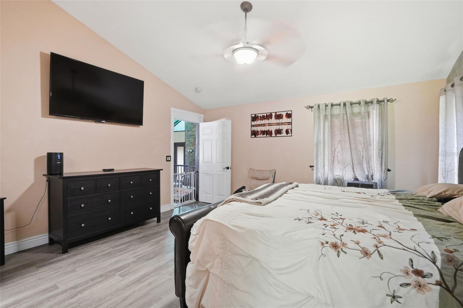 24050 WINDING CREEK DR, BROOKSVILLE, FL, 34601