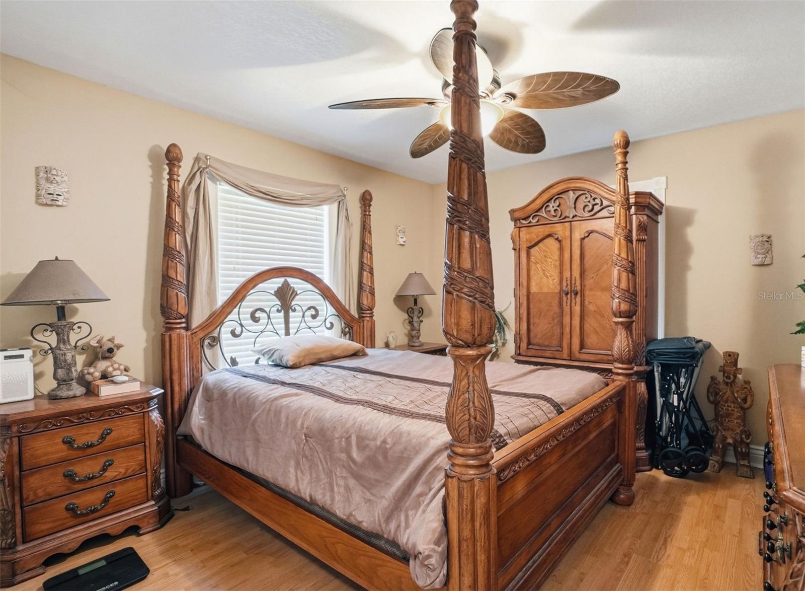 24050 WINDING CREEK DR, BROOKSVILLE, FL, 34601