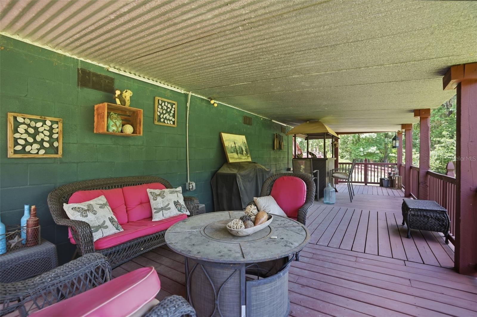 24050 WINDING CREEK DR, BROOKSVILLE, FL, 34601