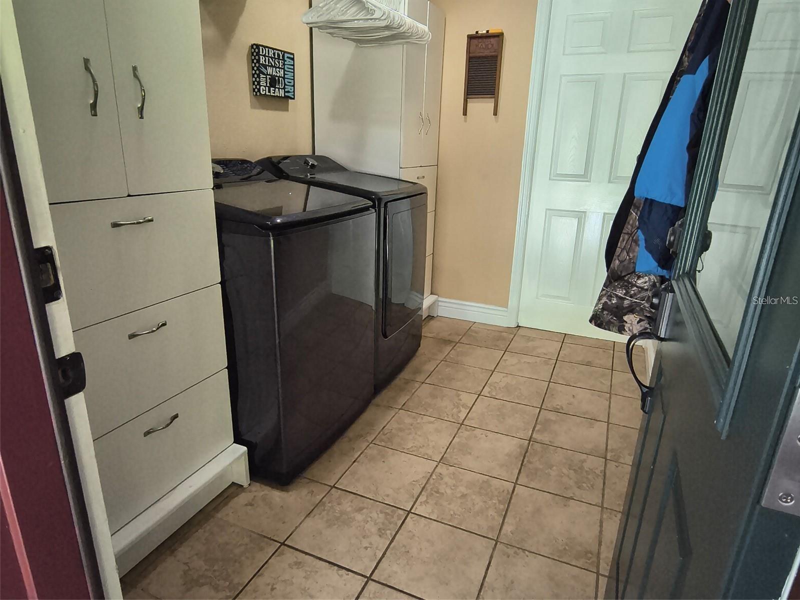 24050 WINDING CREEK DR, BROOKSVILLE, FL, 34601