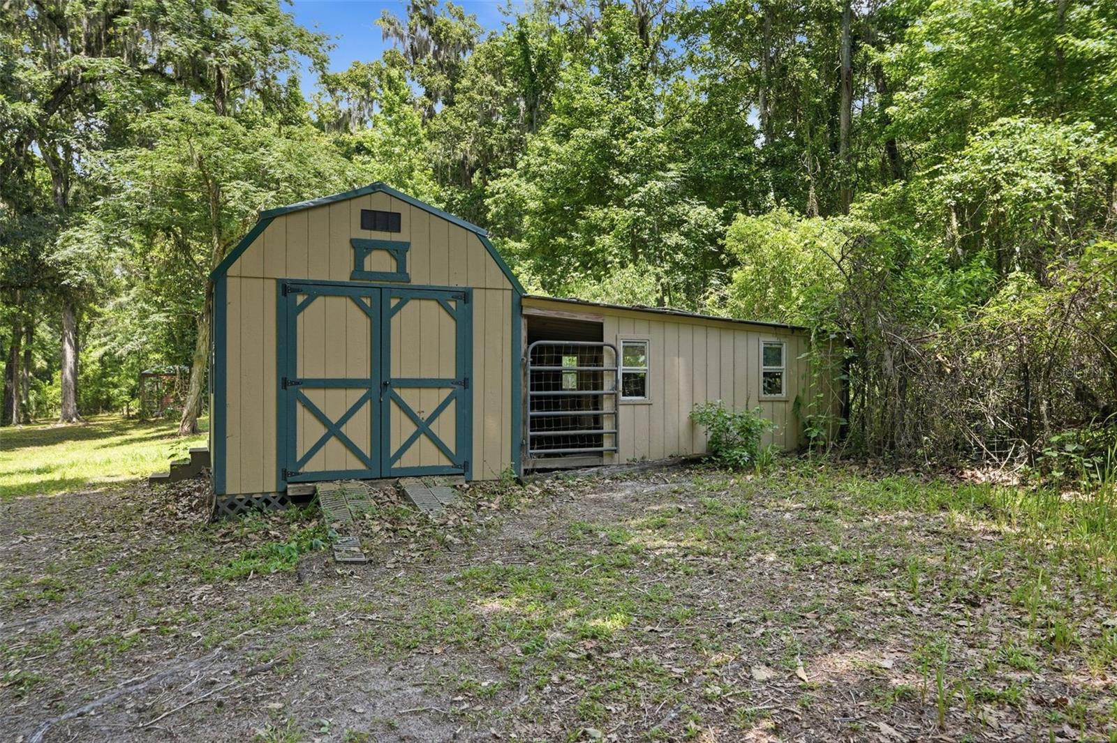24050 WINDING CREEK DR, BROOKSVILLE, FL, 34601