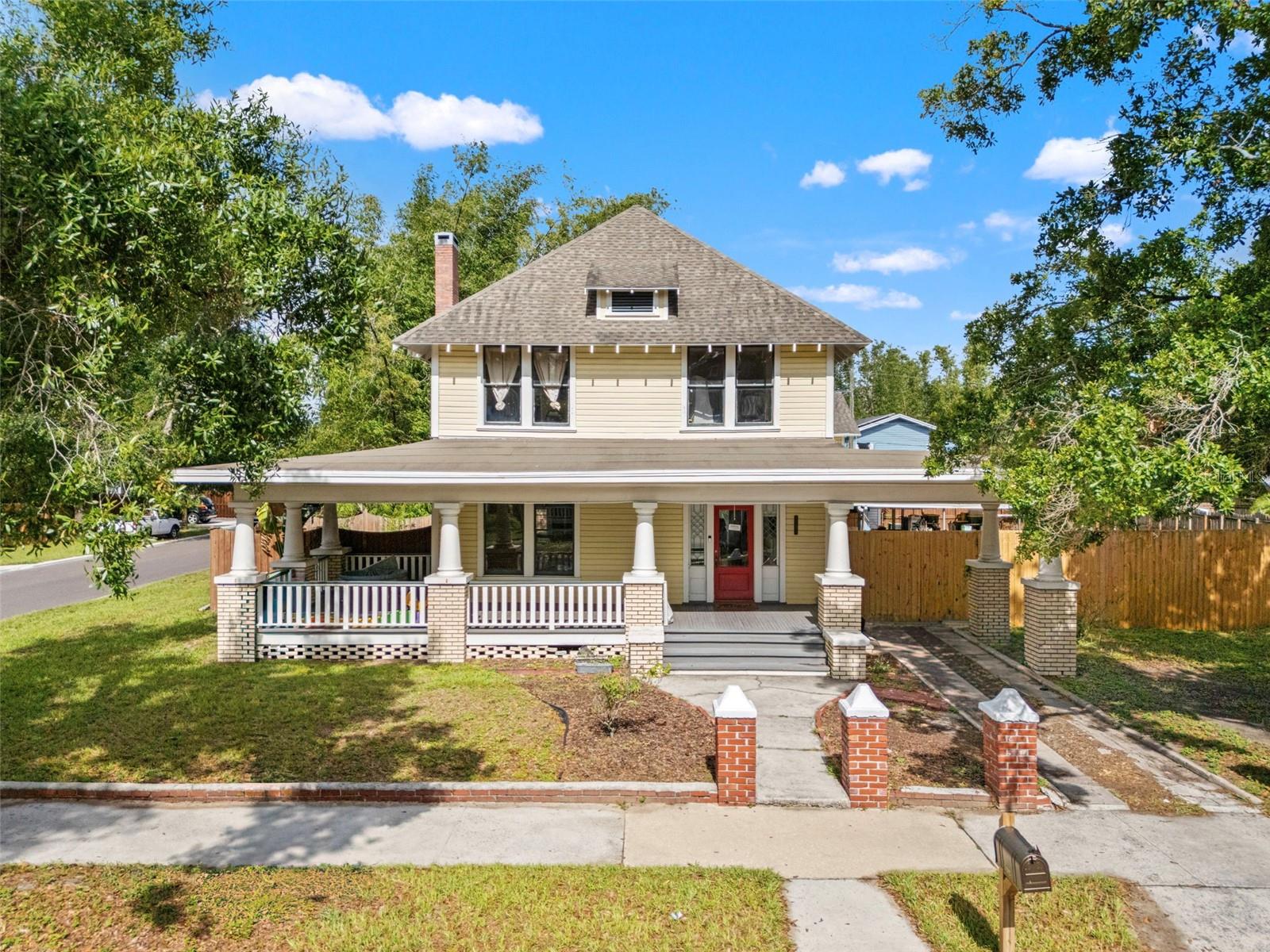 5202 N SEMINOLE AVE, TAMPA, FL, 33603