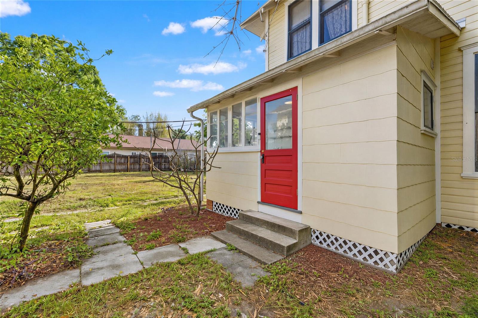 5202 N SEMINOLE AVE, TAMPA, FL, 33603