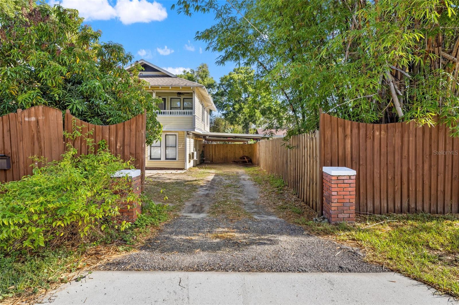 5202 N SEMINOLE AVE, TAMPA, FL, 33603