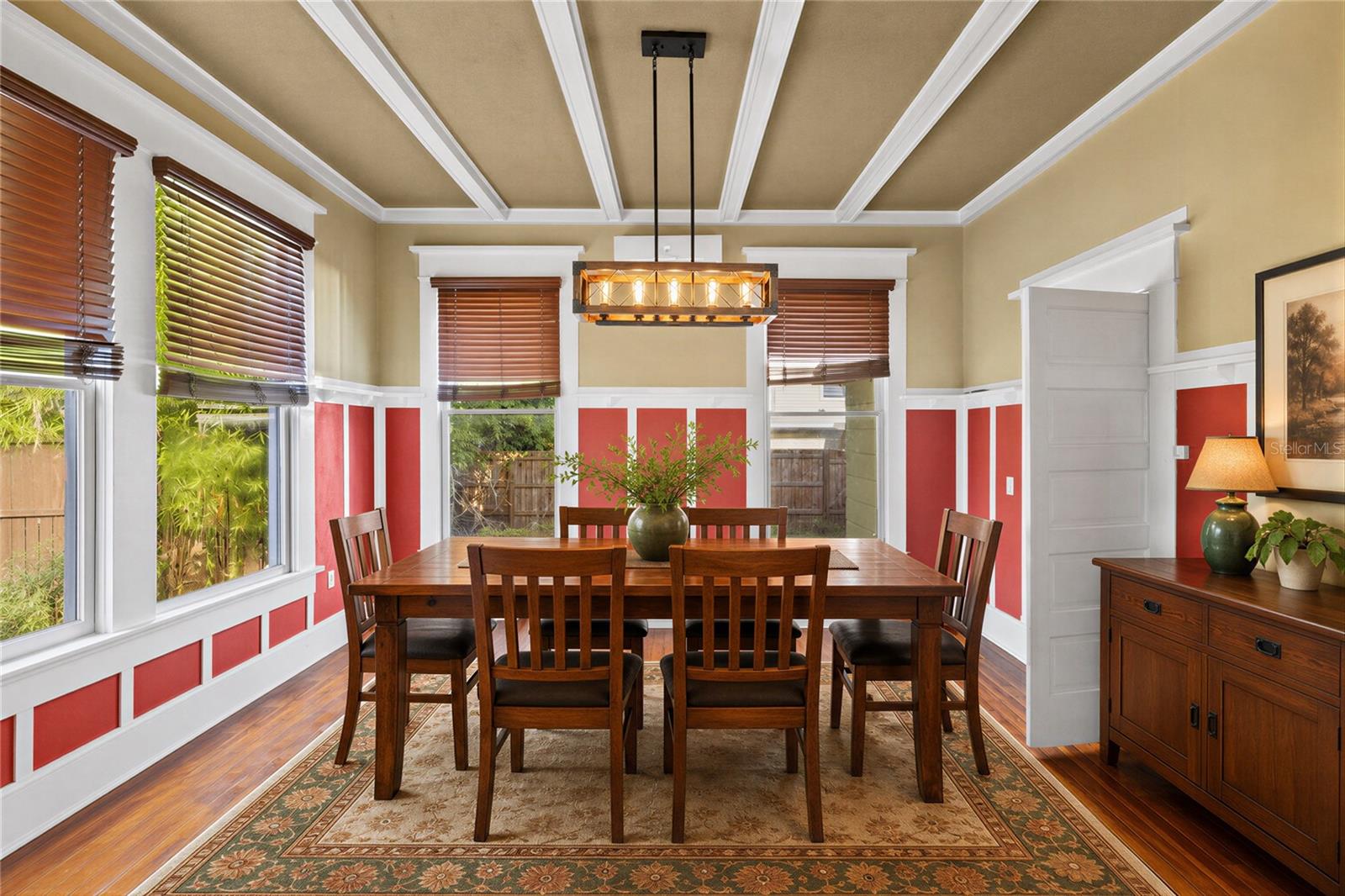 5202 N SEMINOLE AVE, TAMPA, FL, 33603
