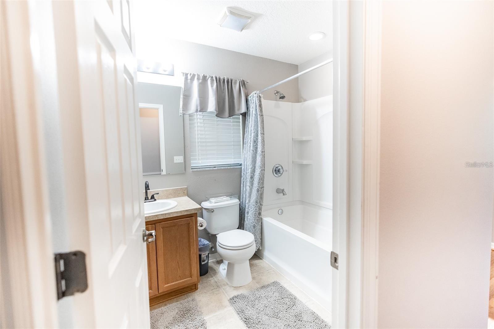 4514 LIMERICK DR, TAMPA, FL, 33610