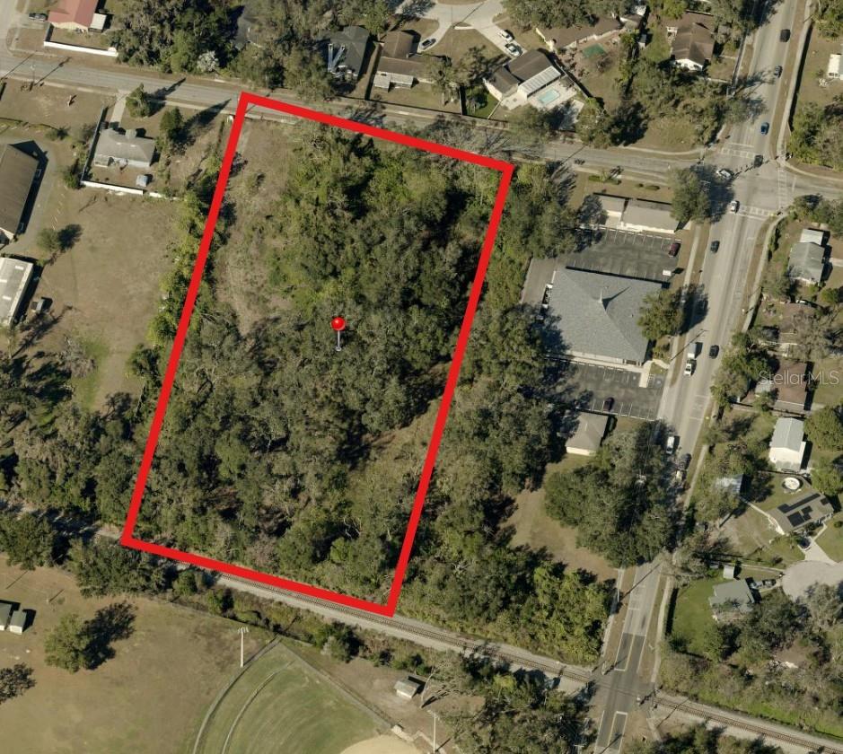 521 E CLAY AVE, BRANDON, FL, 33510