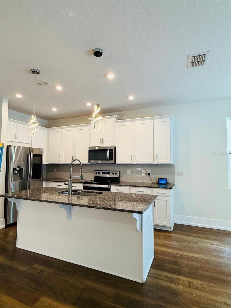 2410 AVIAN LOOP, KISSIMMEE, FL, 34741