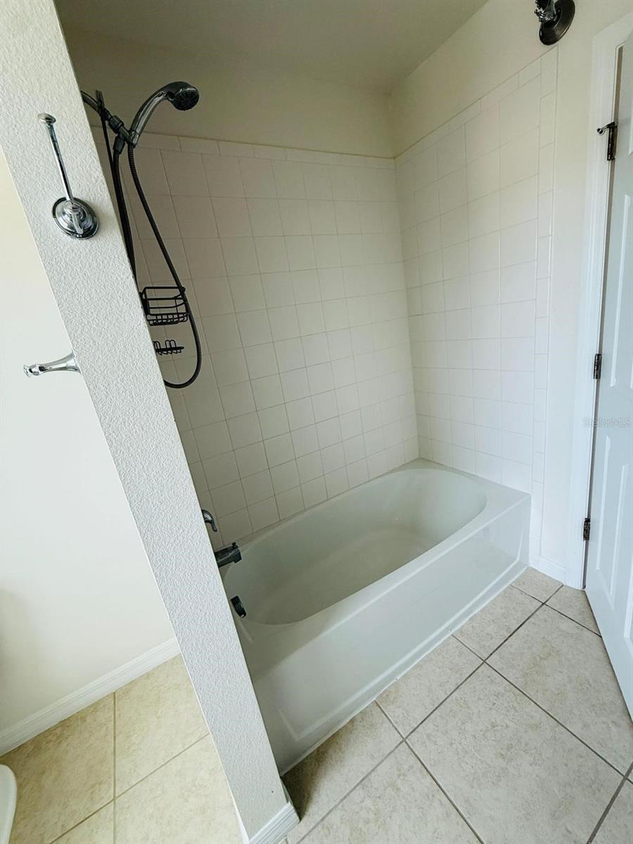 2410 AVIAN LOOP, KISSIMMEE, FL, 34741