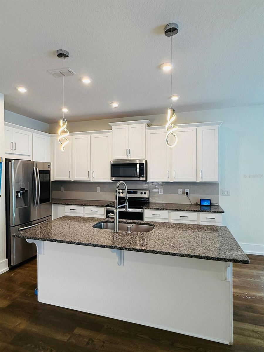 2410 AVIAN LOOP, KISSIMMEE, FL, 34741