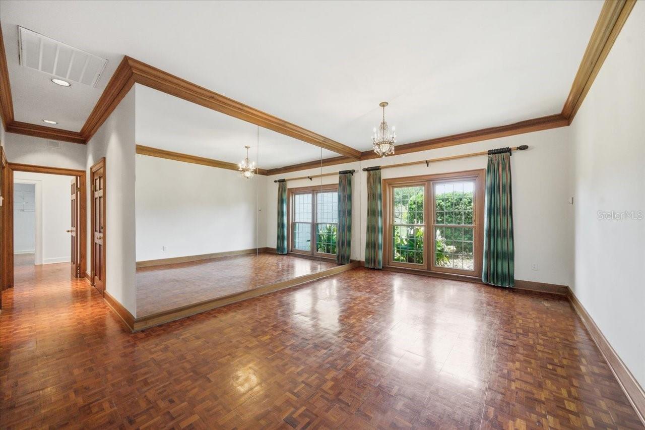 15612 HOWELL PARK LN, TAMPA, FL, 33625