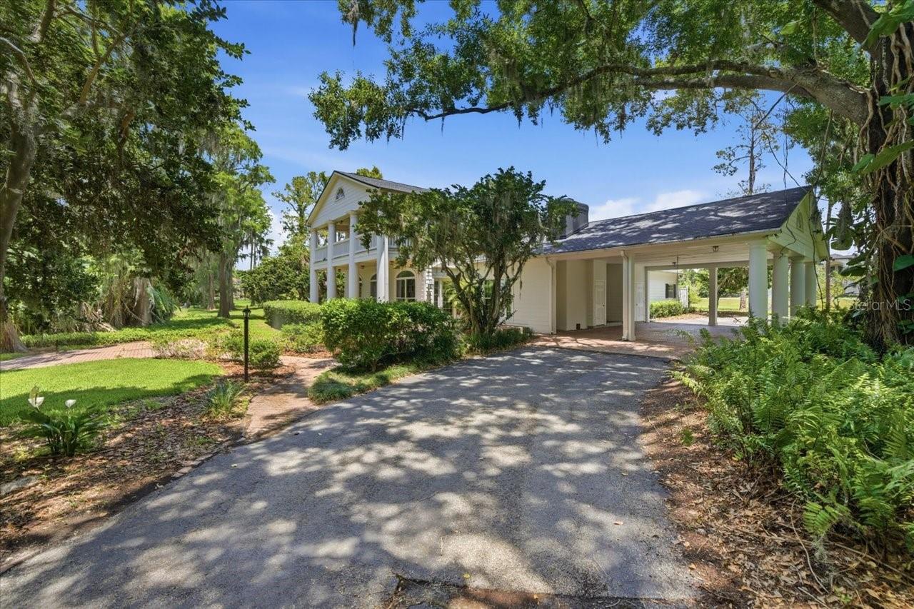 15612 HOWELL PARK LN, TAMPA, FL, 33625