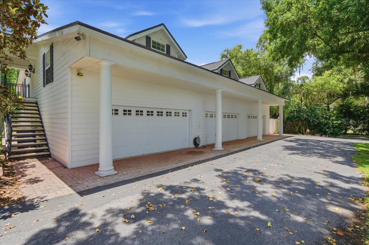 15612 HOWELL PARK LN, TAMPA, FL, 33625
