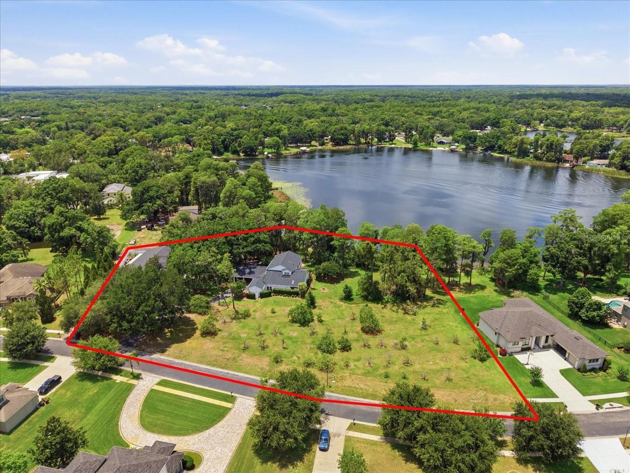 15612 HOWELL PARK LN, TAMPA, FL, 33625