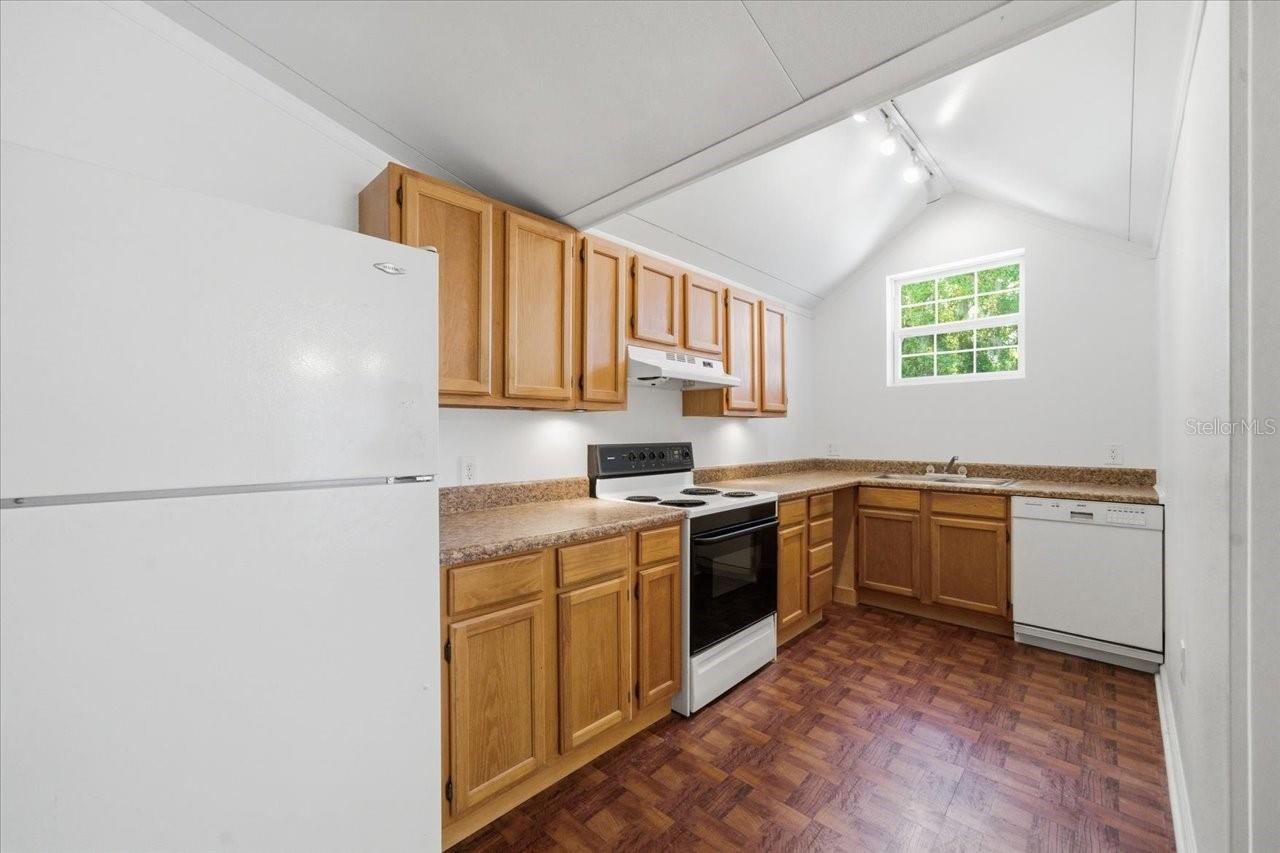 15612 HOWELL PARK LN, TAMPA, FL, 33625