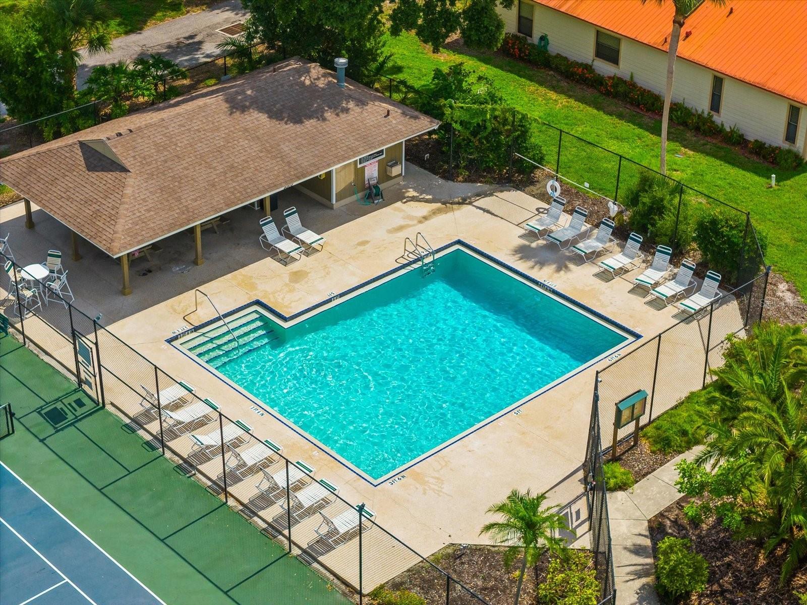 8240 CYPRESS LAKE DR, SARASOTA, FL, 34243