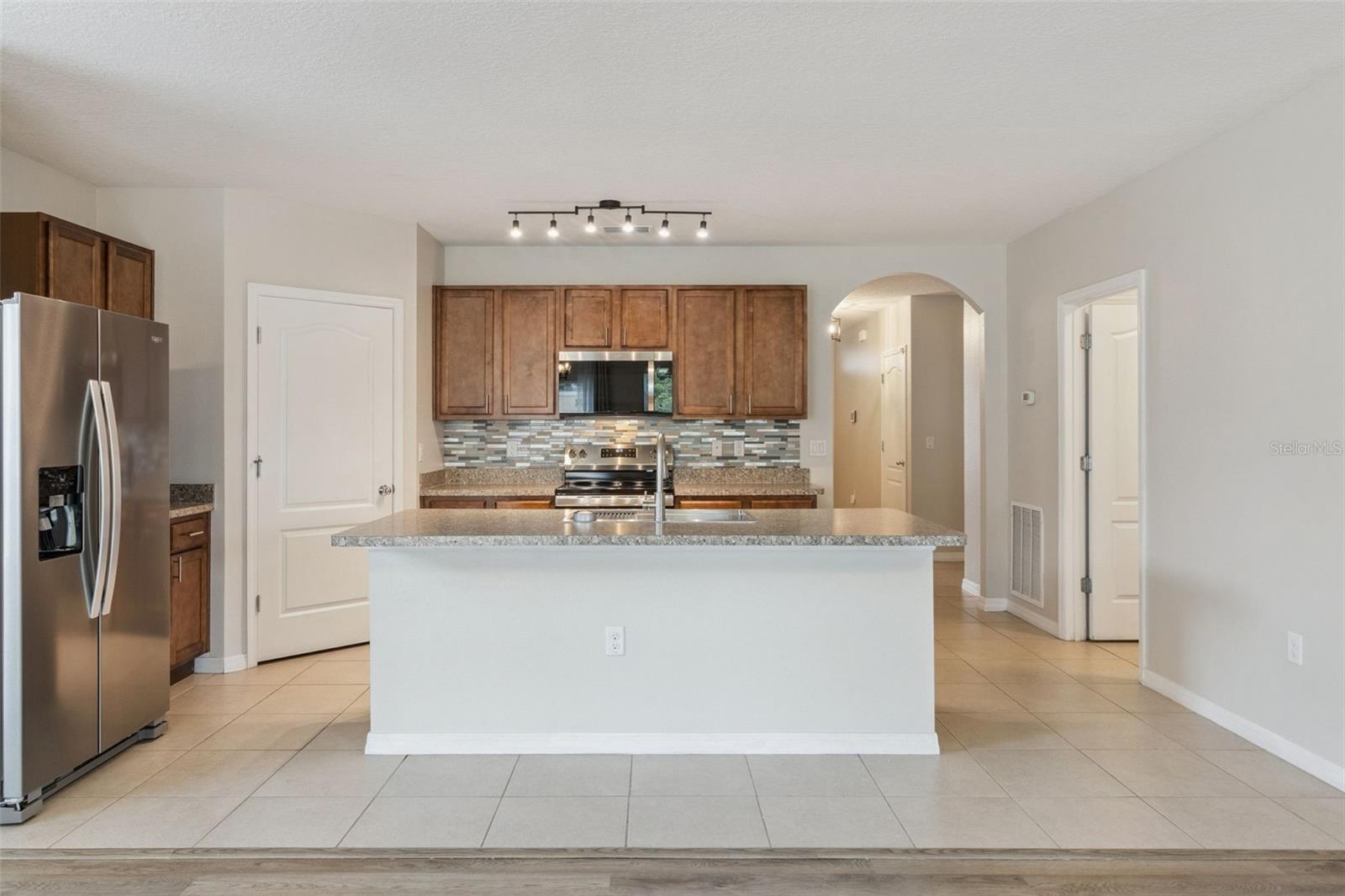 579 LAKE CUMMINGS WAY, LAKE ALFRED, FL, 33850