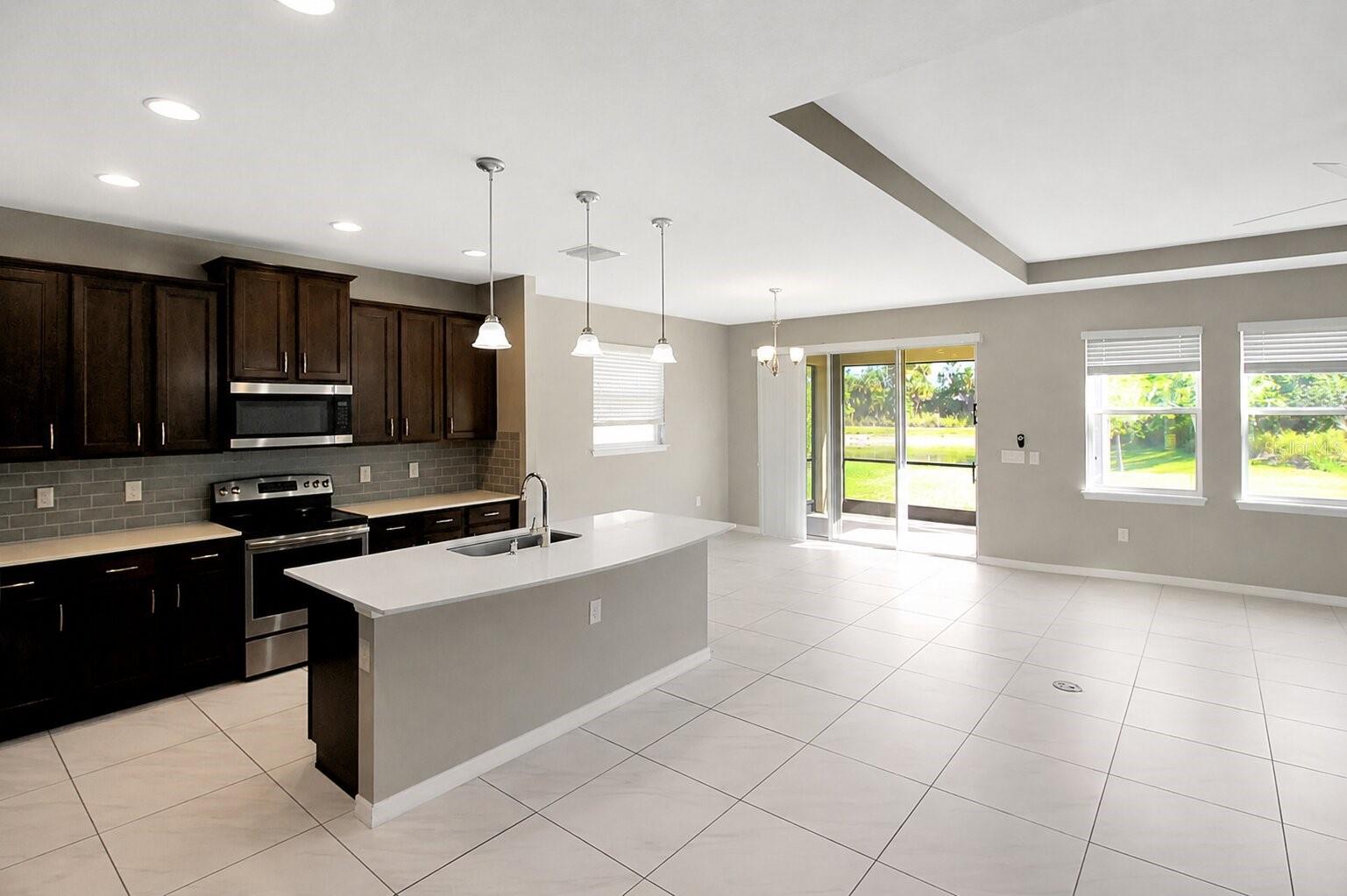 2914 ESMERALDA DR, SARASOTA, FL, 34243