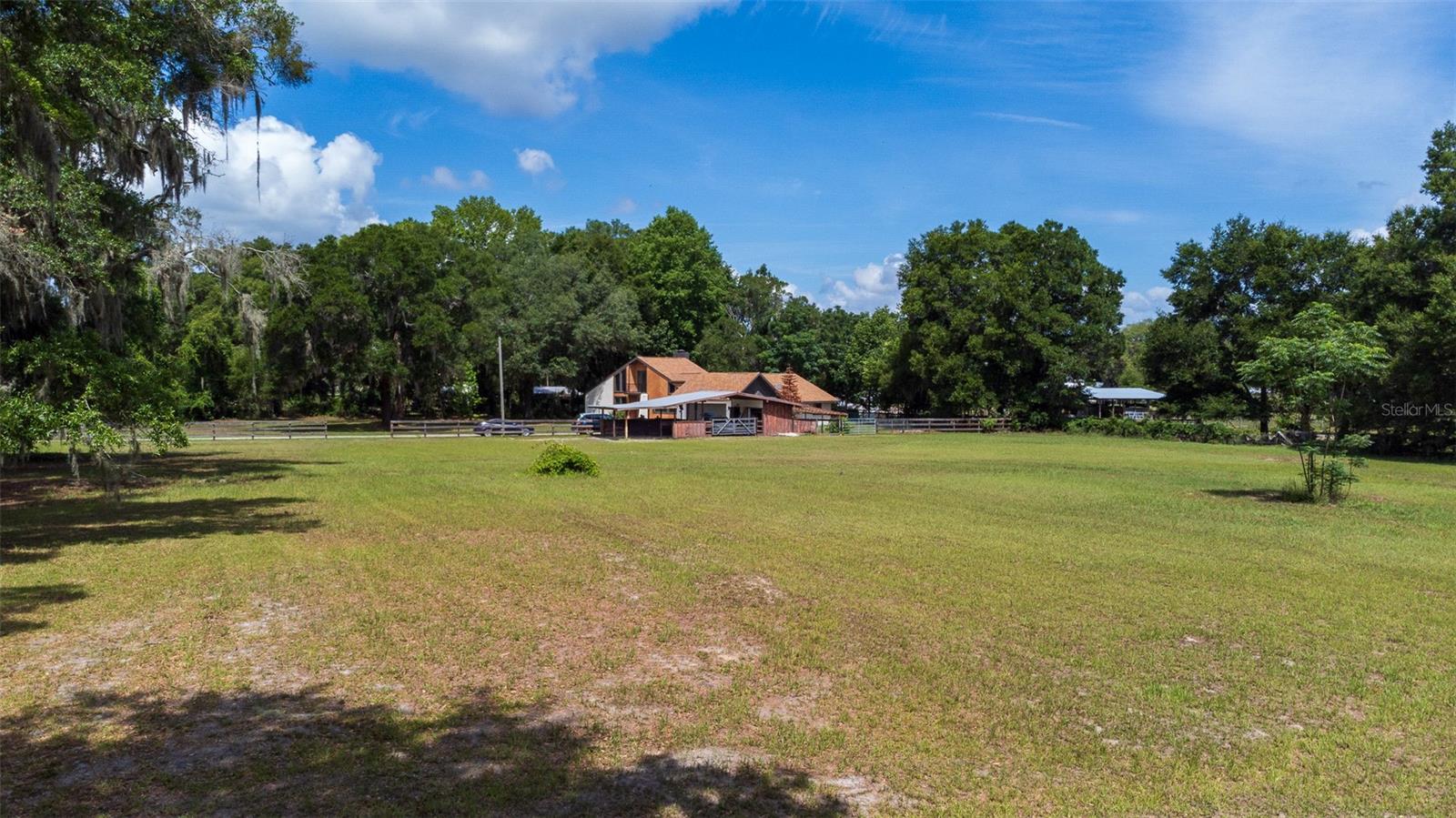 507 E HIGHWAY 318, CITRA, FL, 32113