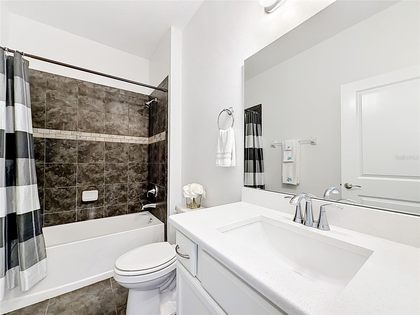 4240 JAMES RIVER CIR, LEESBURG, FL, 34748