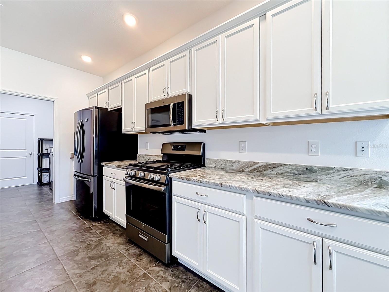 4240 JAMES RIVER CIR, LEESBURG, FL, 34748