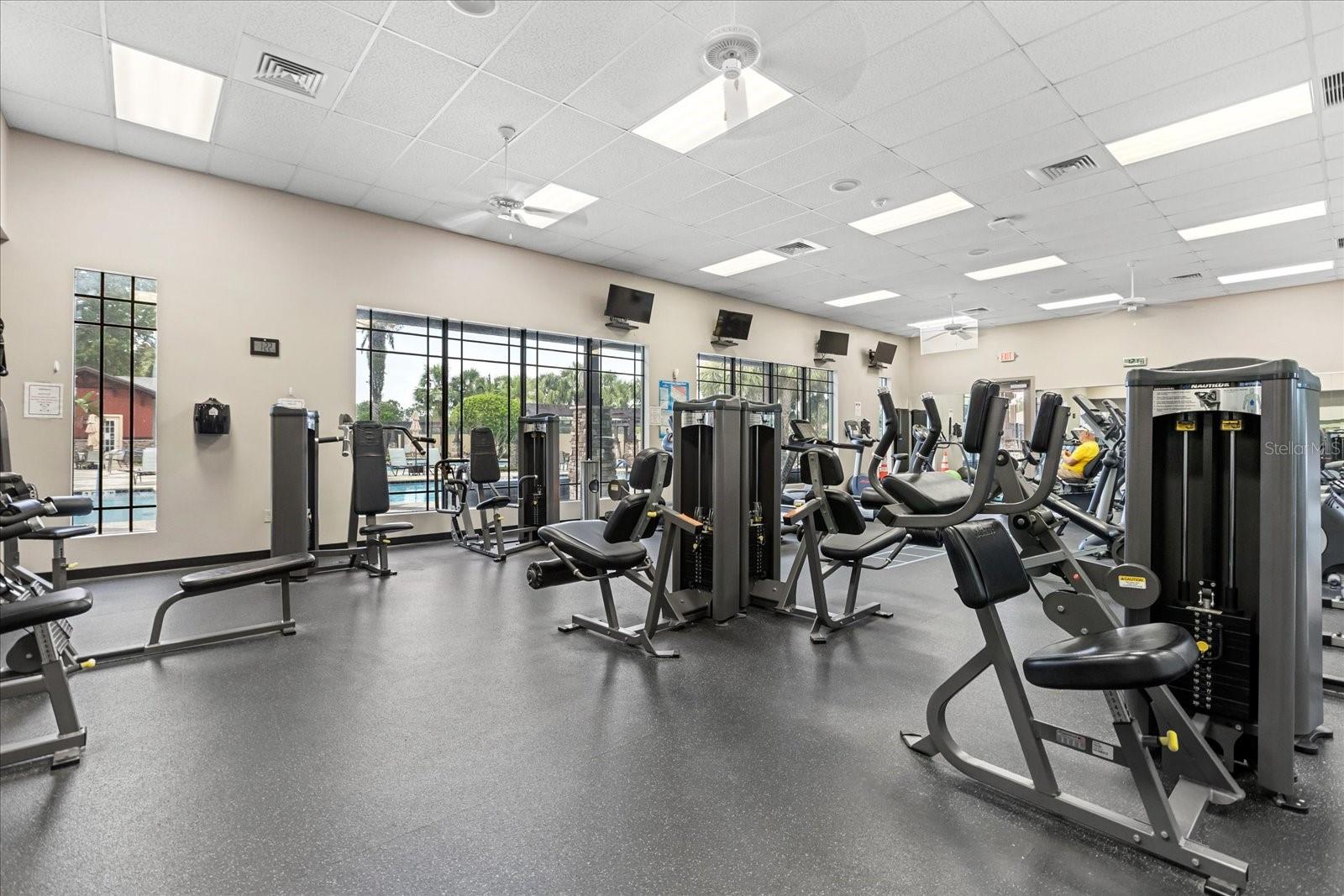 4240 JAMES RIVER CIR, LEESBURG, FL, 34748