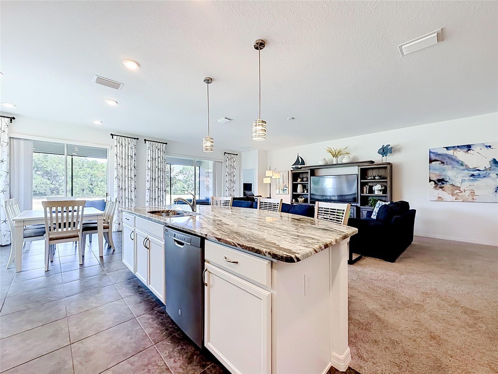 4240 JAMES RIVER CIR, LEESBURG, FL, 34748