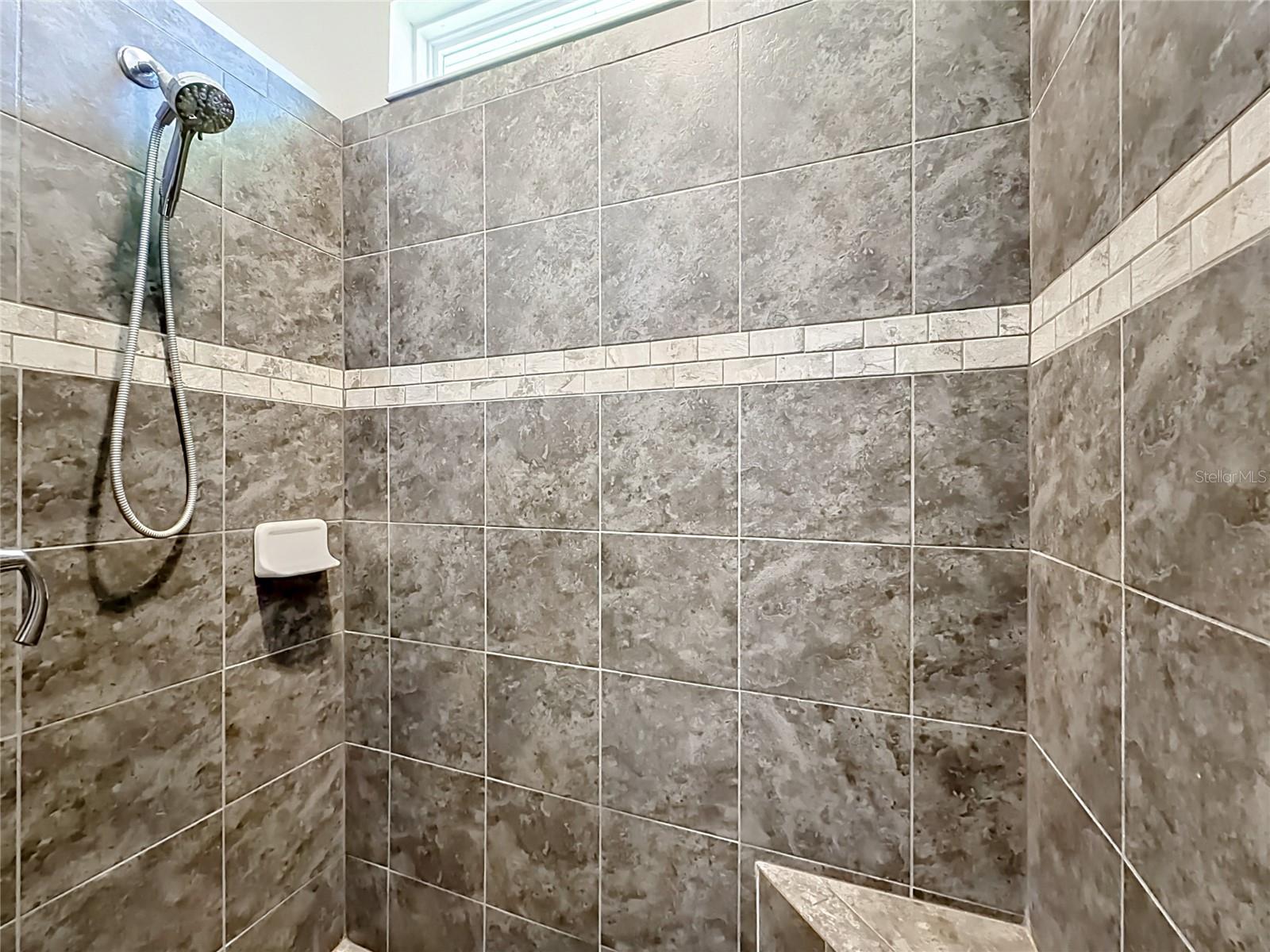 4240 JAMES RIVER CIR, LEESBURG, FL, 34748