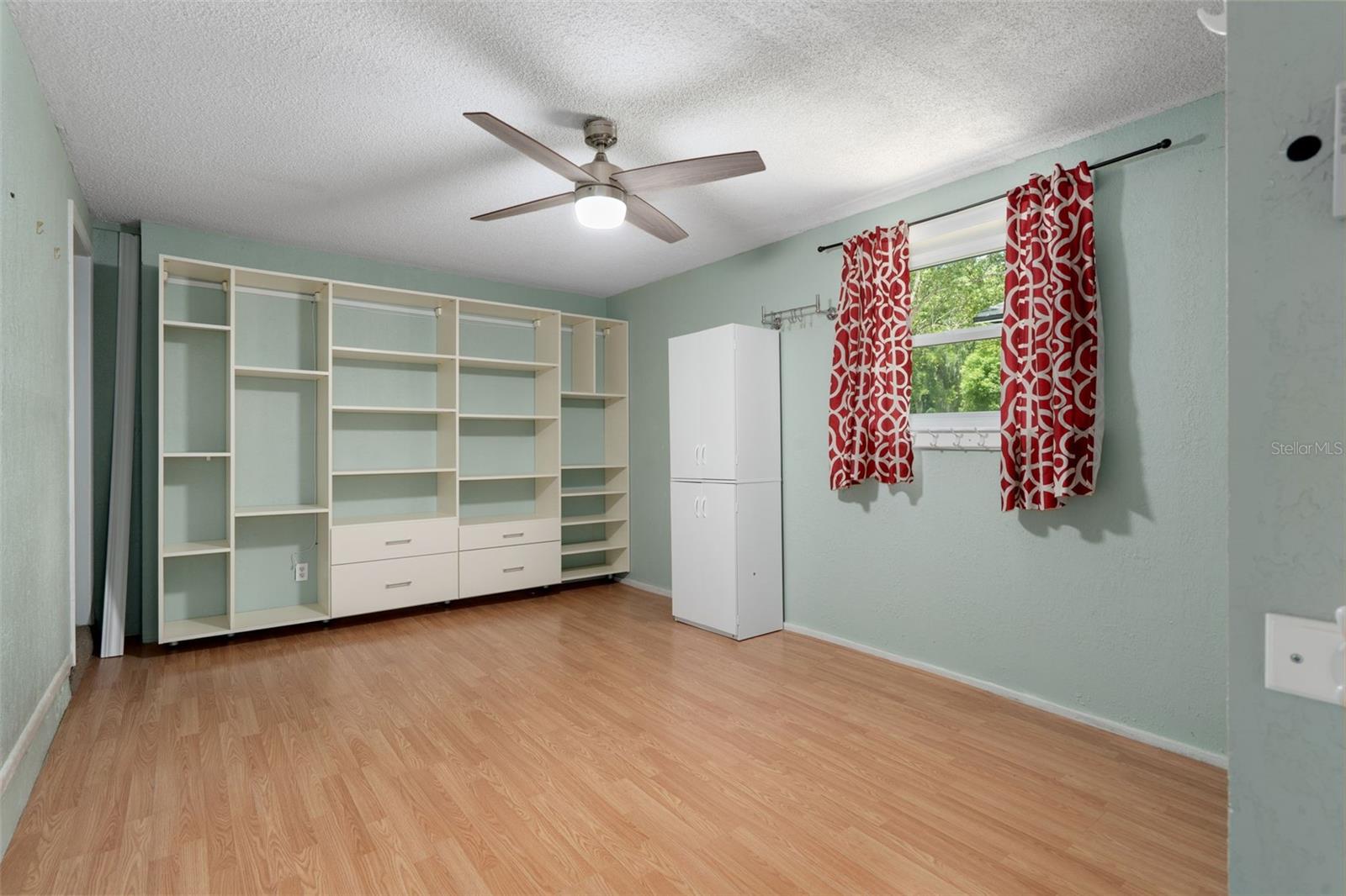 613 HOLLEY ST, BROOKSVILLE, FL, 34601