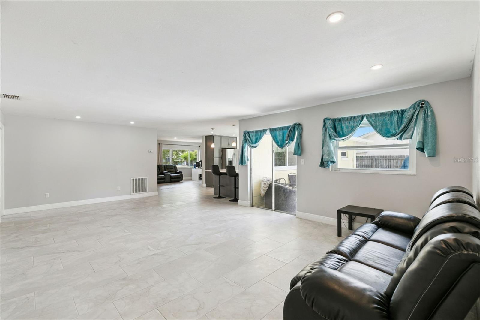 10303 BRIDLEWOOD AVE, ORLANDO, FL, 32825