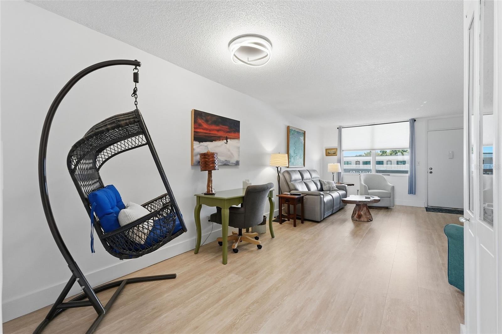 4915 BAY ST NE #323, ST PETERSBURG, FL, 33703