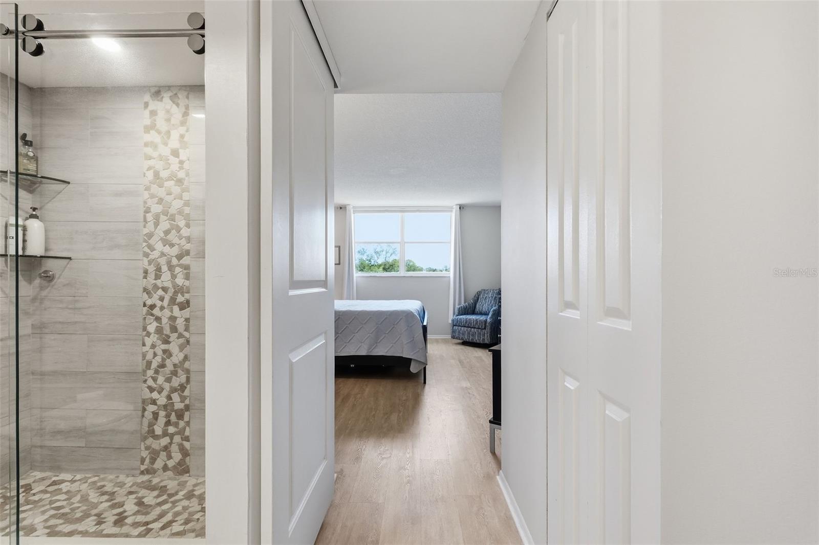 4915 BAY ST NE #323, ST PETERSBURG, FL, 33703