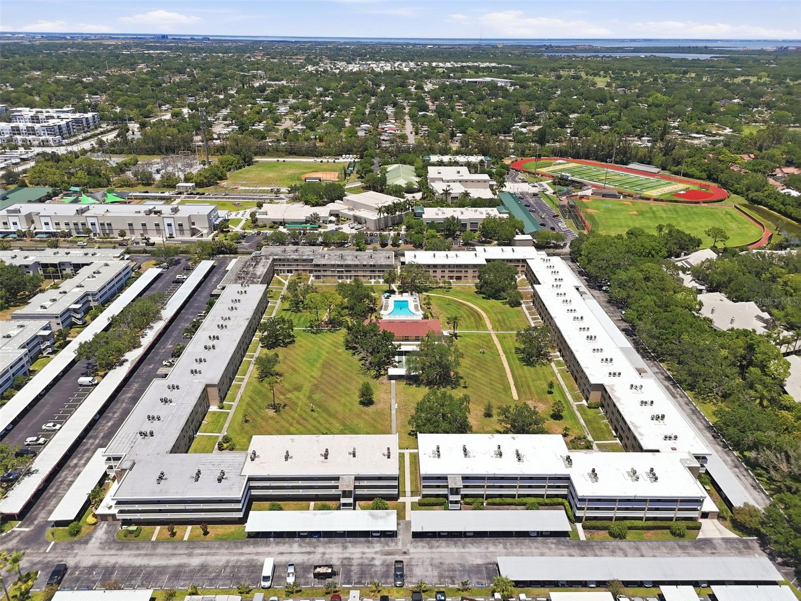 4915 BAY ST NE #323, ST PETERSBURG, FL, 33703
