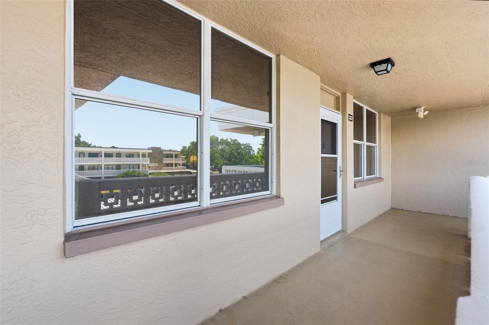 4915 BAY ST NE #323, ST PETERSBURG, FL, 33703