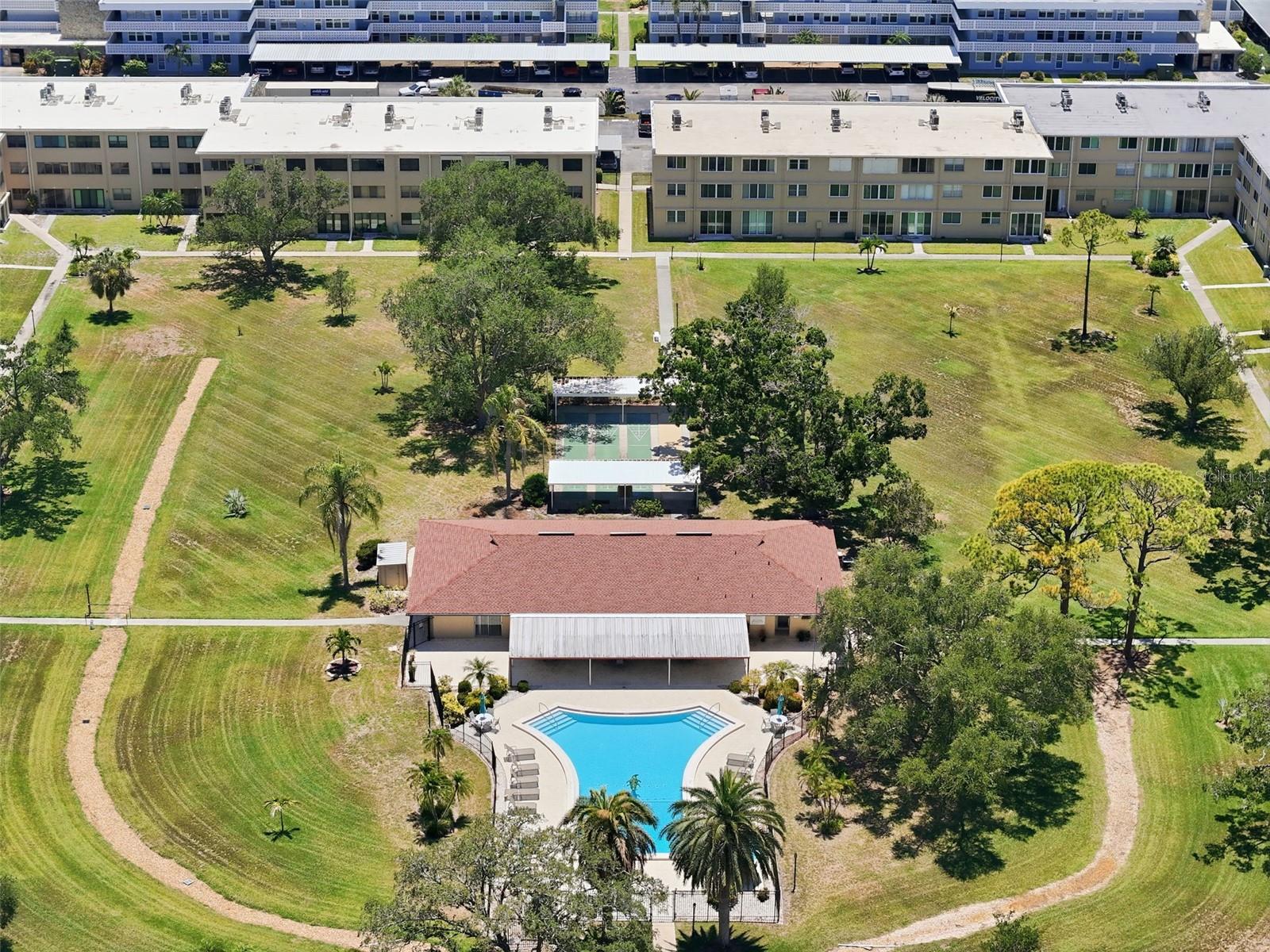 4915 BAY ST NE #323, ST PETERSBURG, FL, 33703