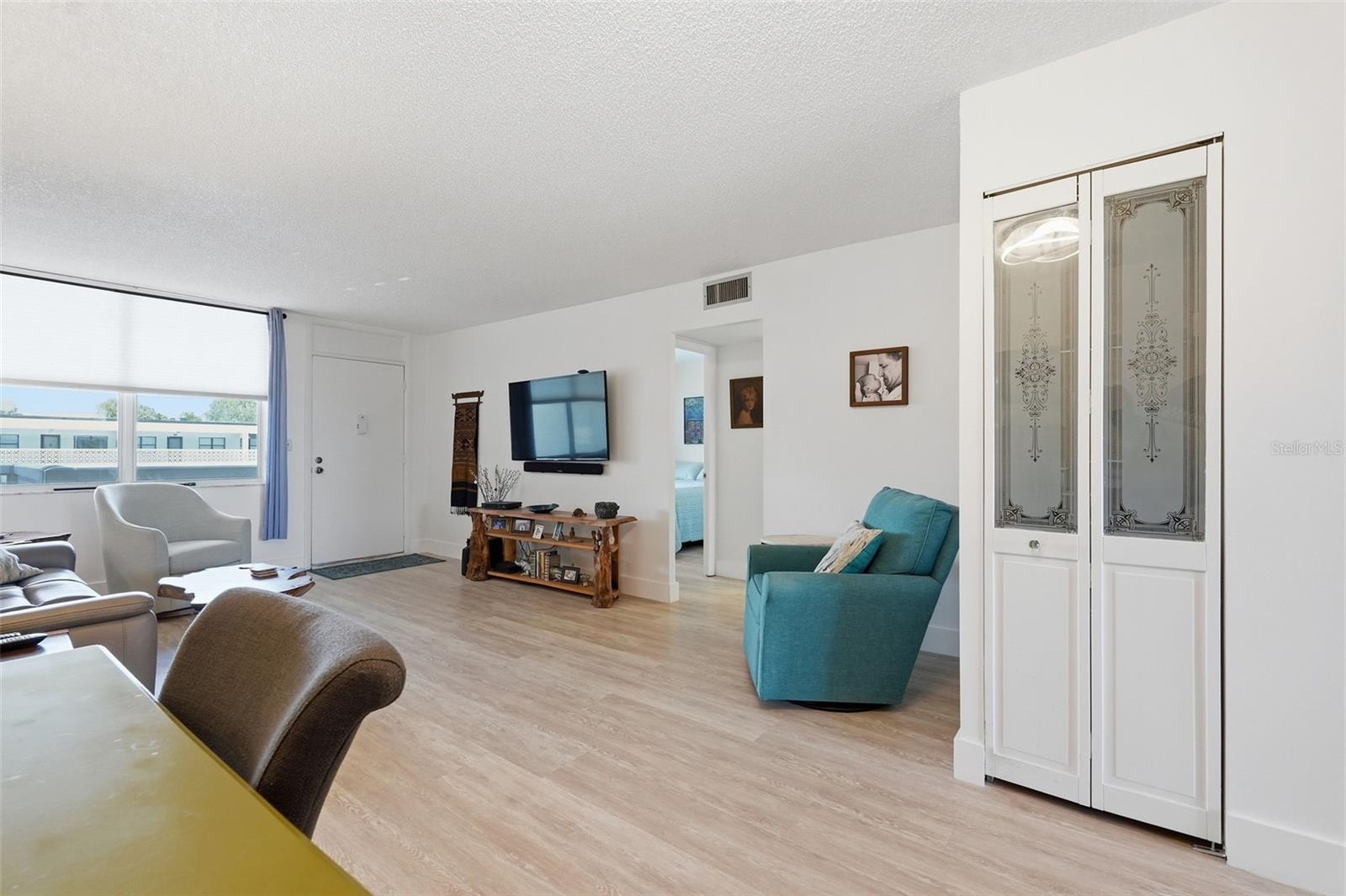 4915 BAY ST NE #323, ST PETERSBURG, FL, 33703