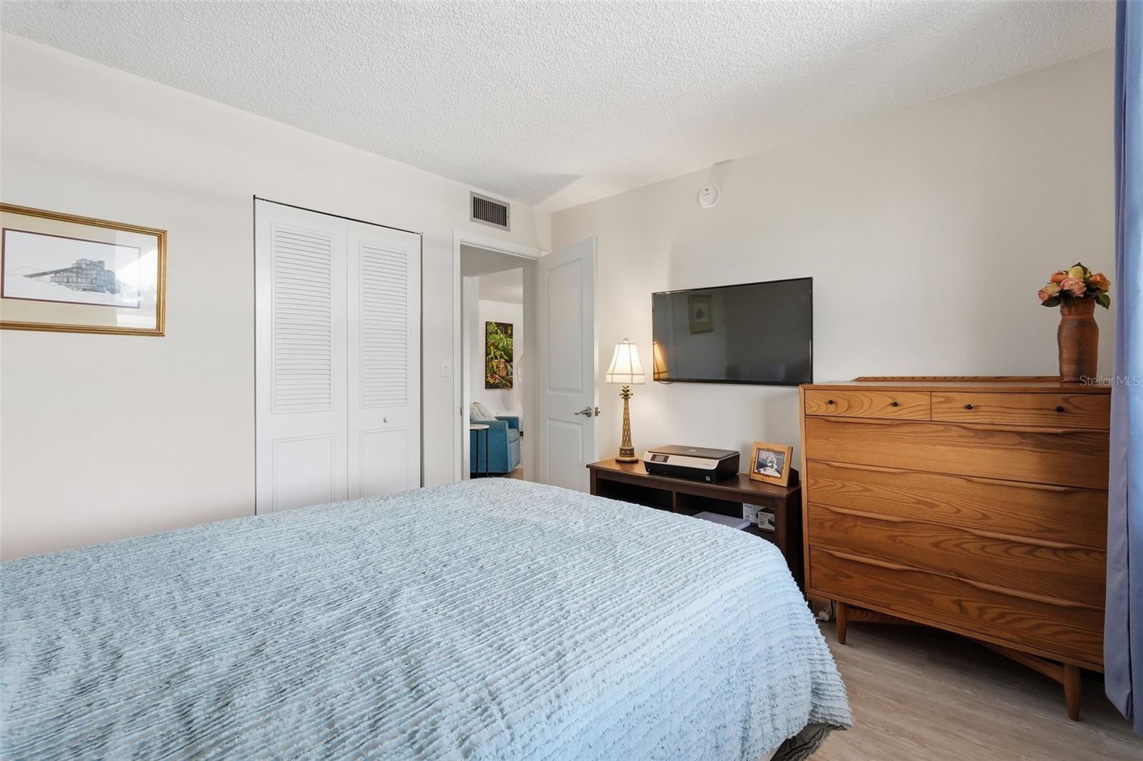 4915 BAY ST NE #323, ST PETERSBURG, FL, 33703