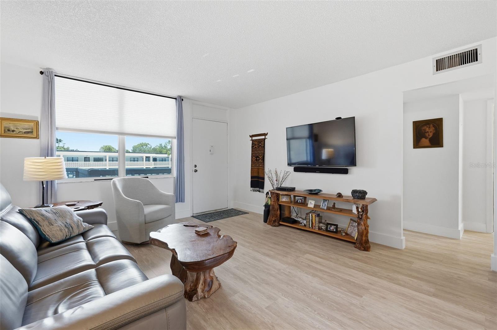4915 BAY ST NE #323, ST PETERSBURG, FL, 33703