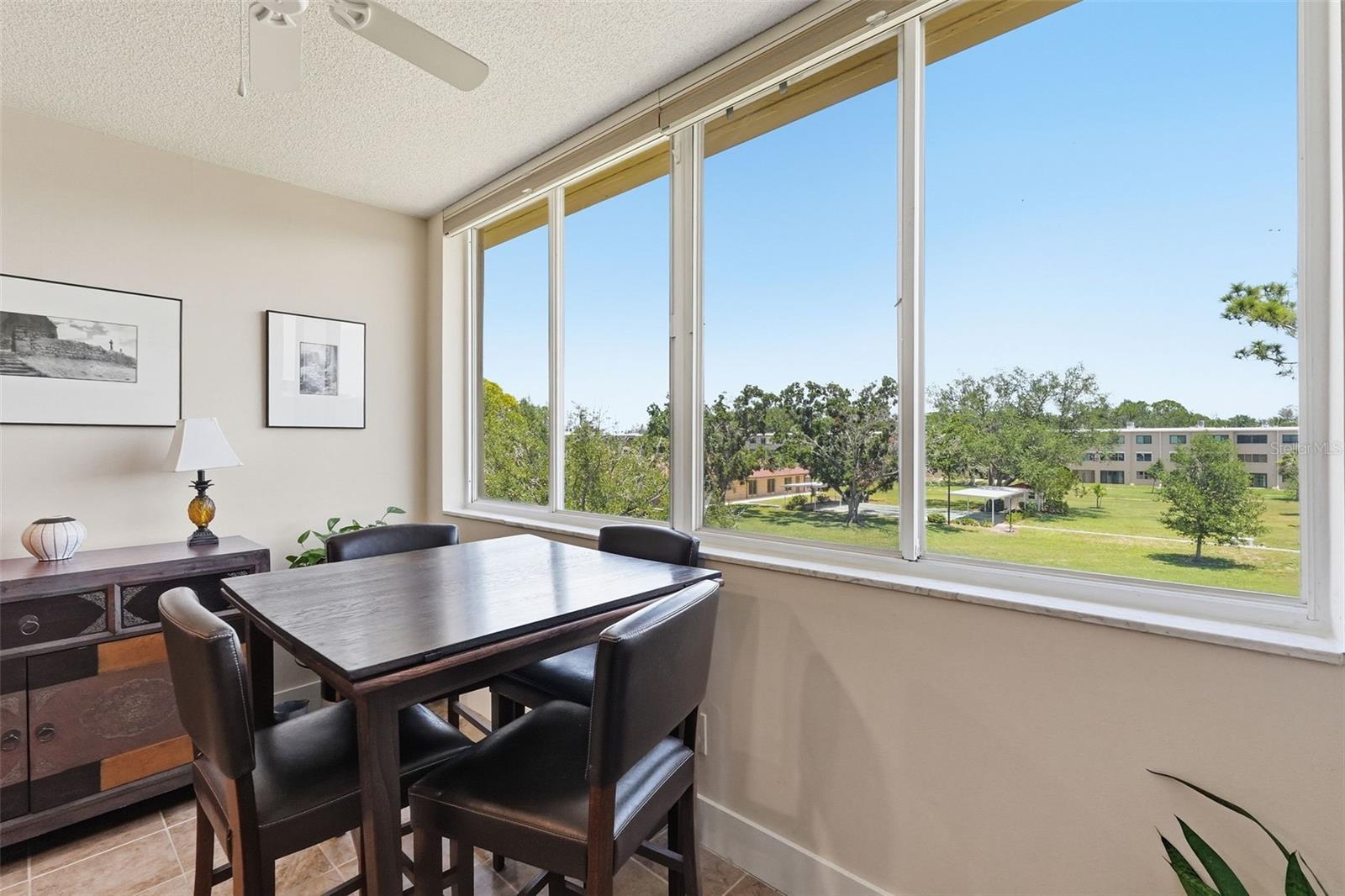 4915 BAY ST NE #323, ST PETERSBURG, FL, 33703
