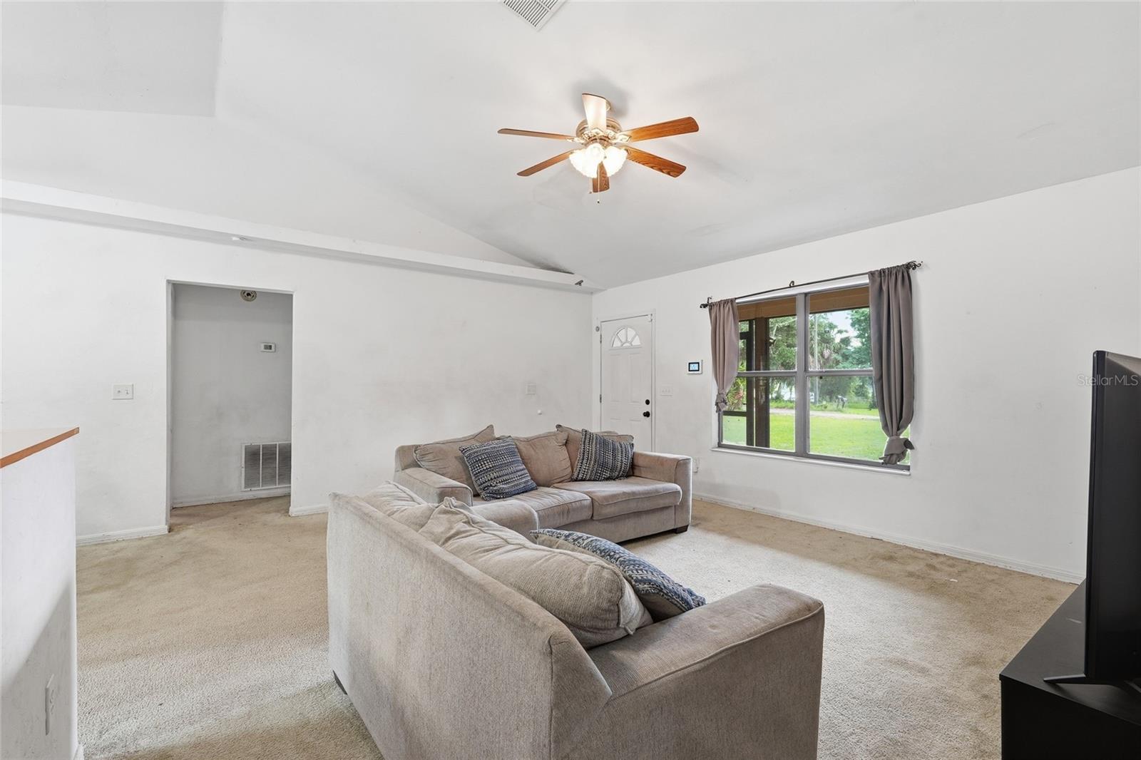 173 LITTLE ORANGE LAKE DR, HAWTHORNE, FL, 32640