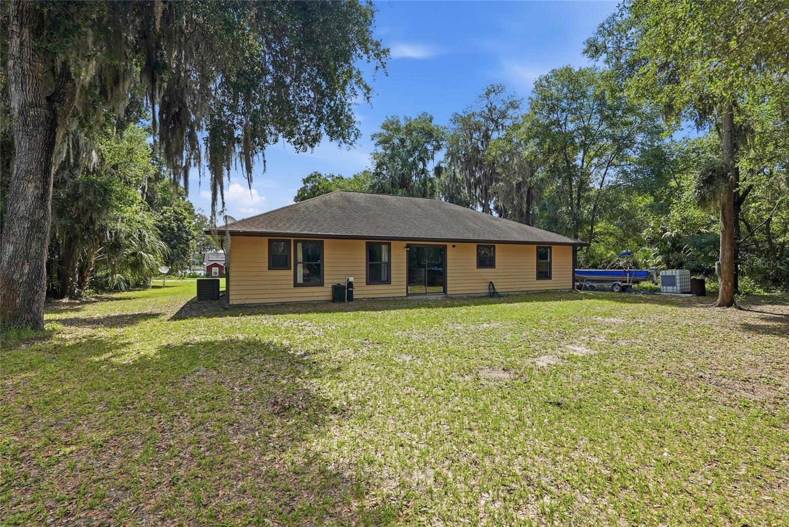 173 LITTLE ORANGE LAKE DR, HAWTHORNE, FL, 32640