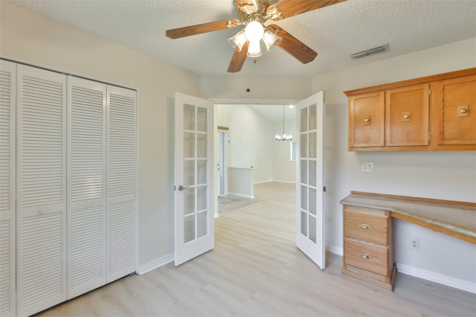 235 LINGER LN, SUN CITY CENTER, FL, 33573