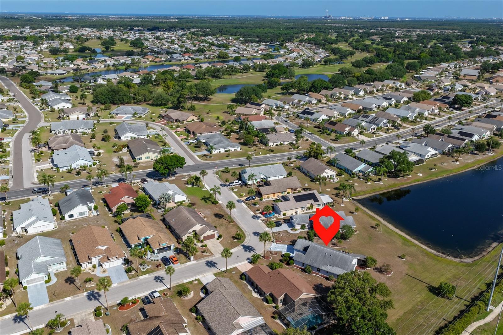235 LINGER LN, SUN CITY CENTER, FL, 33573