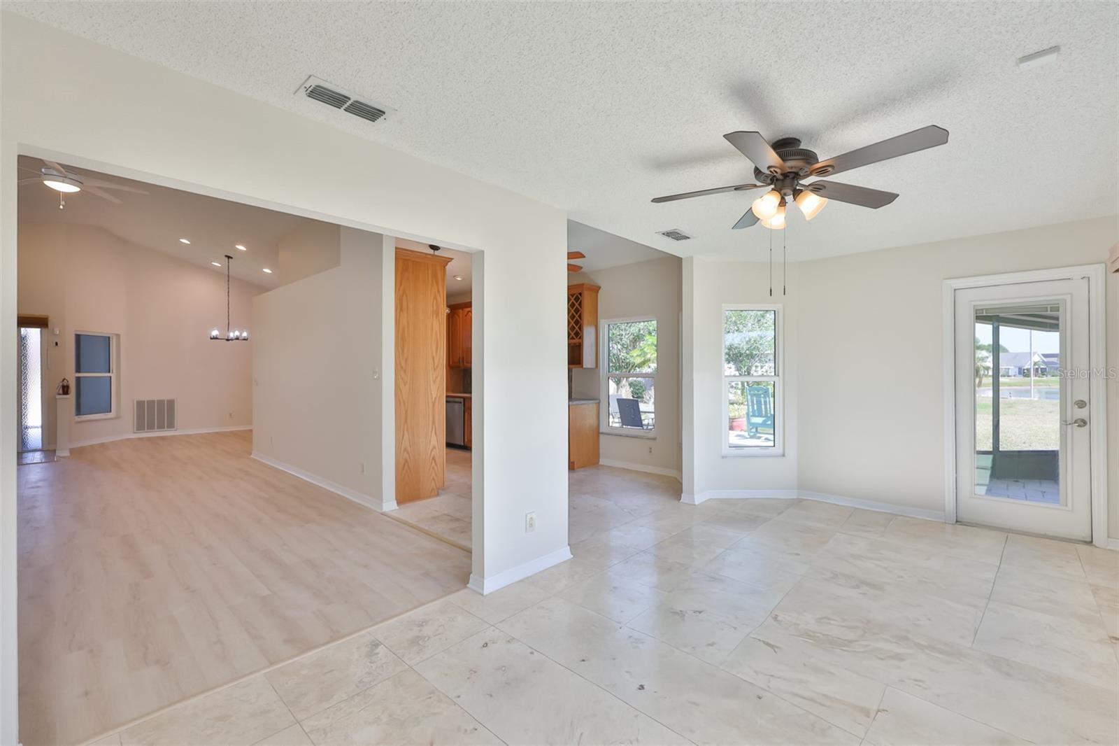 235 LINGER LN, SUN CITY CENTER, FL, 33573