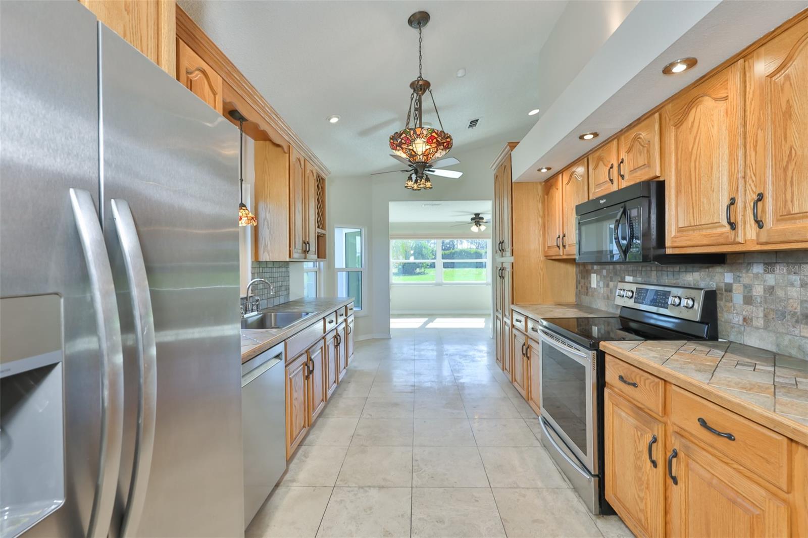 235 LINGER LN, SUN CITY CENTER, FL, 33573