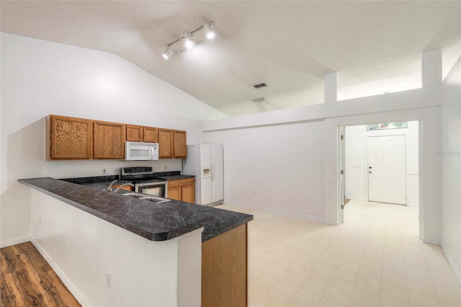 2593 SEDGEFIELD AVE, DELTONA, FL, 32725